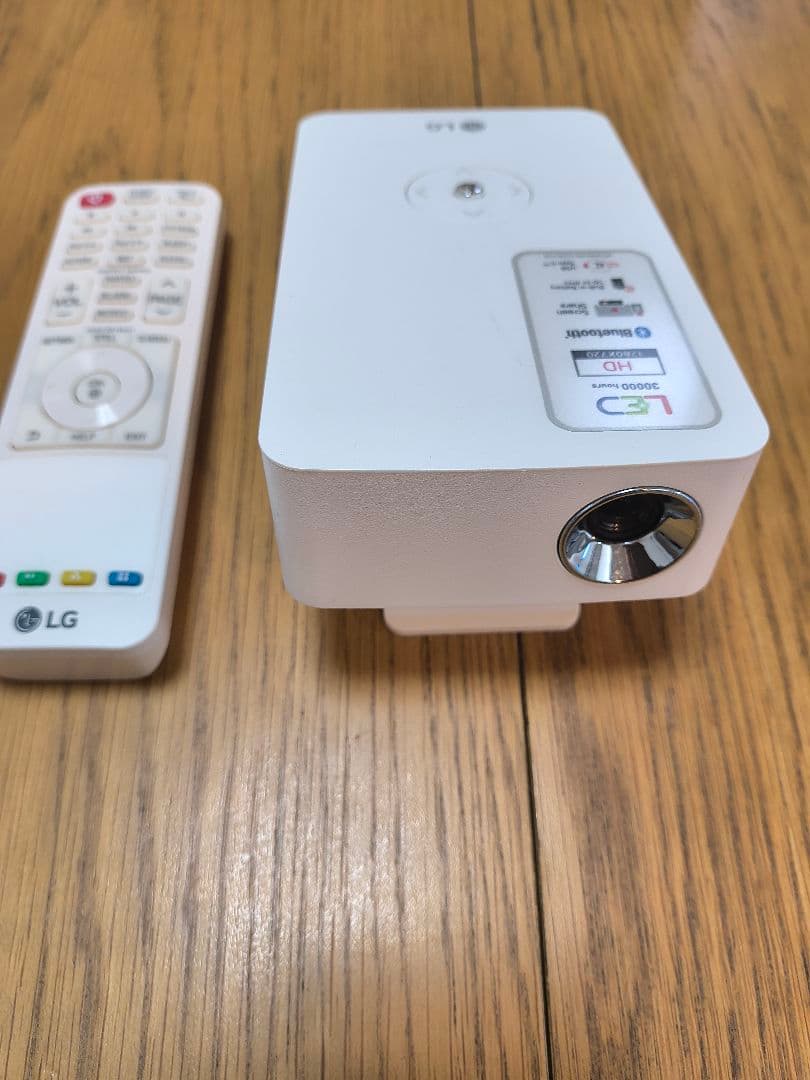 LG プロジェクター PH30JG