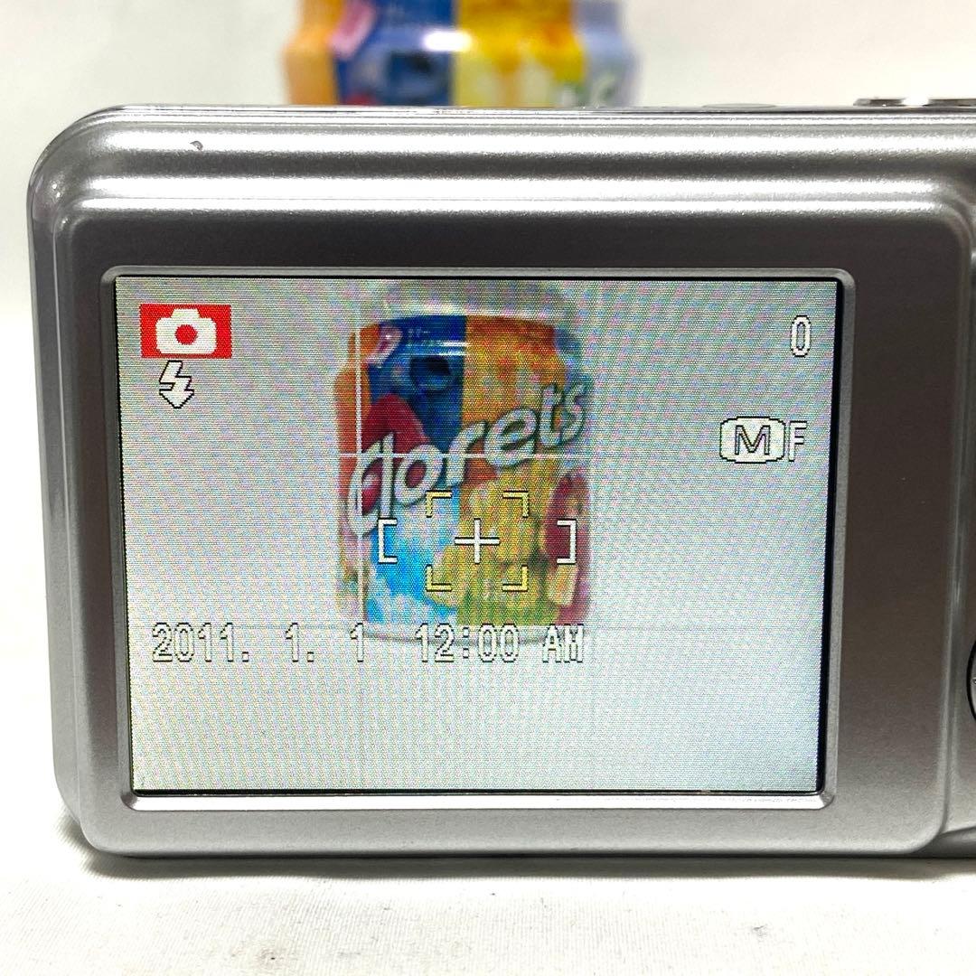 FUJIFILM FINEPIX AX300 コンパクトデジタルカメラ シルバー