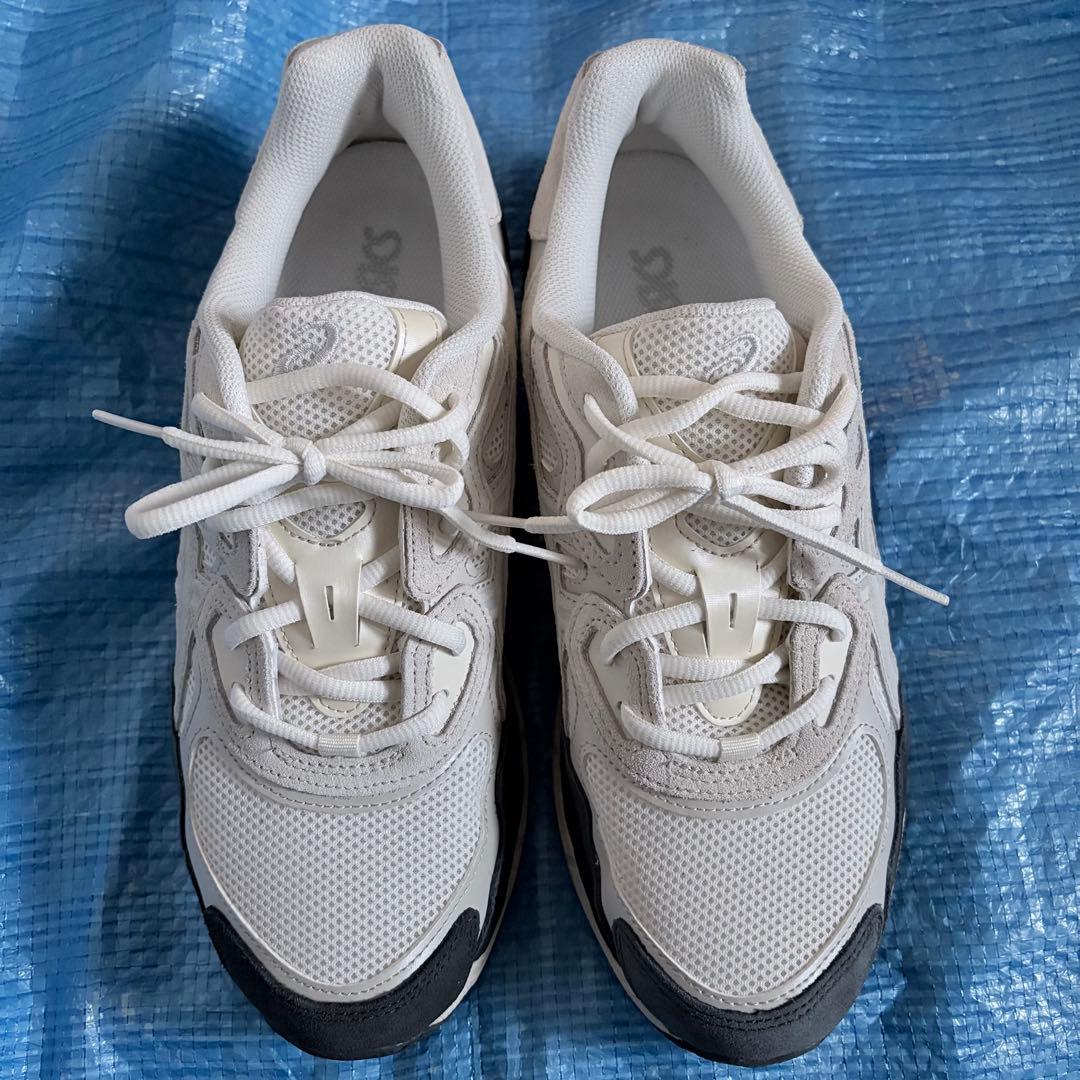 新品⬛︎asics⬛︎GEL-NYC⬛︎WHITE/SMOKE GREY⬛︎28