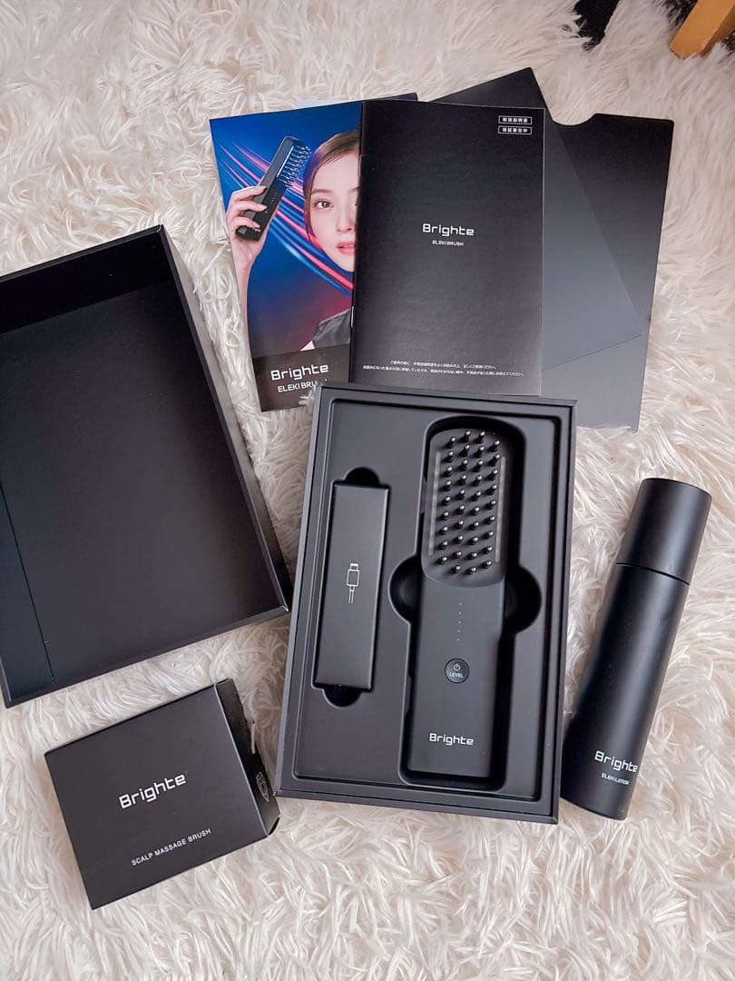 最終値下げ！！美品　Brighte 美顔器 ブラック