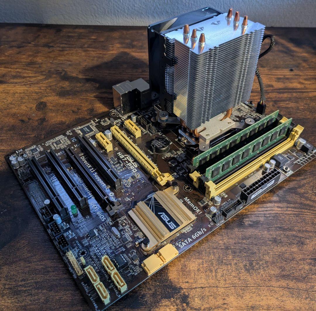 ​H87PRO/i7-4771/16GB/k620/SSD128/600W