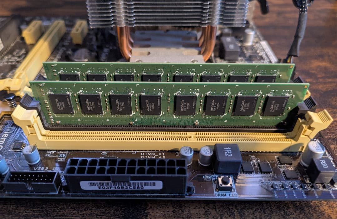 ​H87PRO/i7-4771/16GB/k620/SSD128/600W