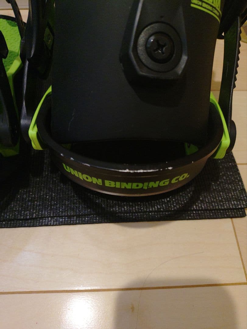 く*で様 UNION ユニオン ストラータ グリーン/ブラック　M 22-23