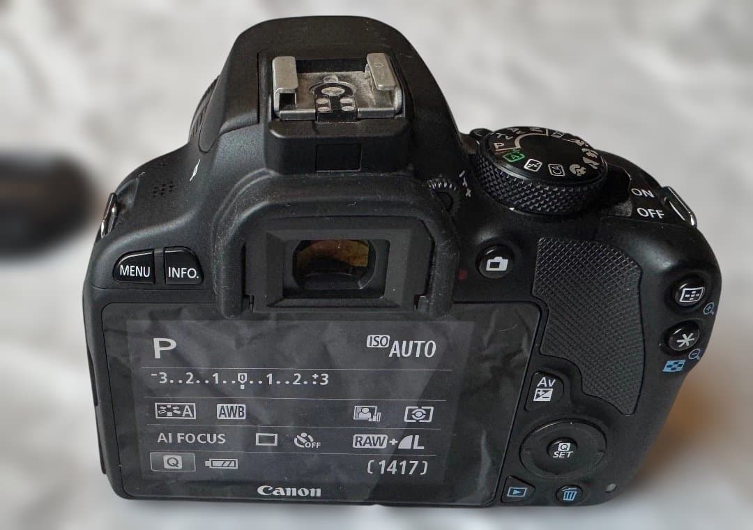 Canon EOS KISS X7 デジタル一眼レフカメラ