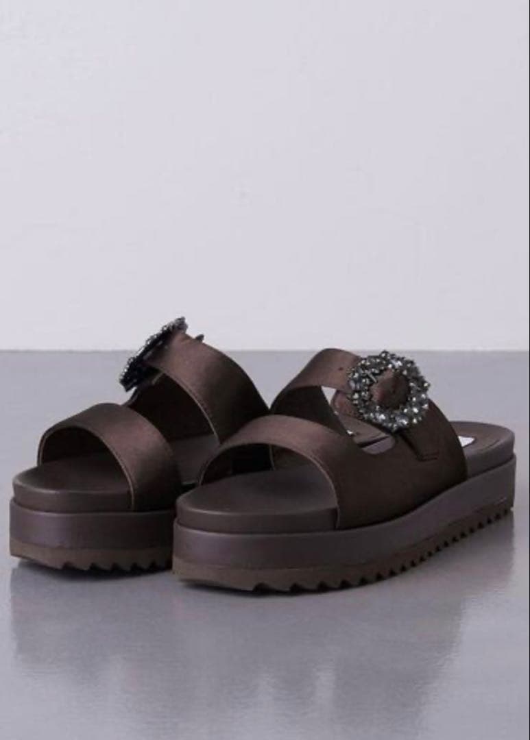 UNITED ARROWS サテンビジューサンダル