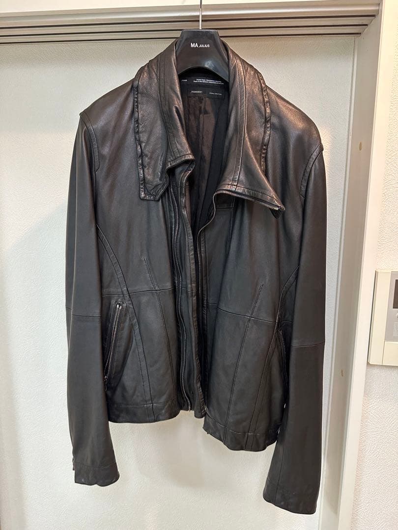 ユリウス JULIUS ジャットネックレザーライダースジャケット