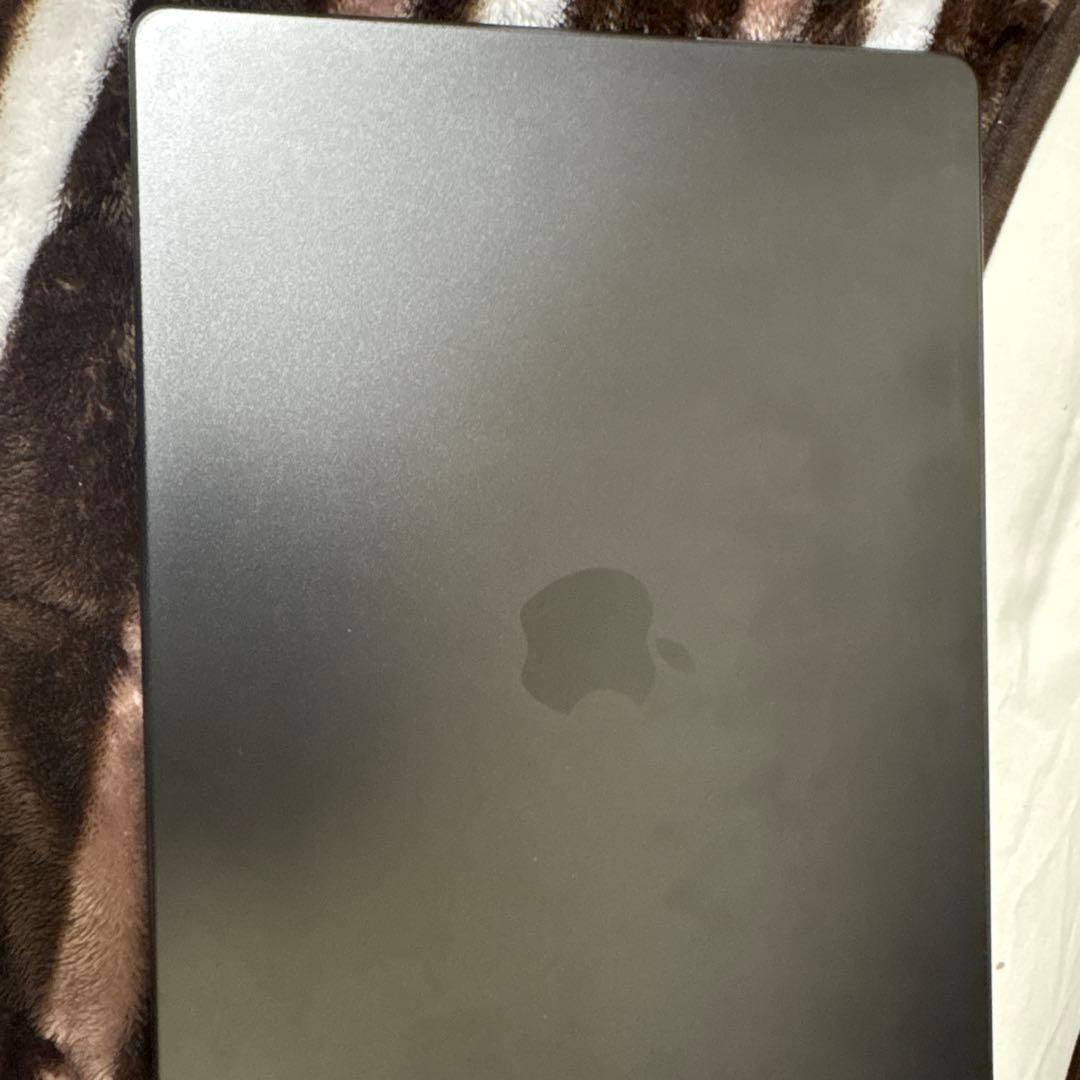 MacBook Pro 14M4 16GB 512GB スペースブラック 保証残
