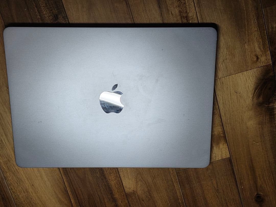 MacBook Air 13.6インチ　　16GB 256GB　【訳あり】