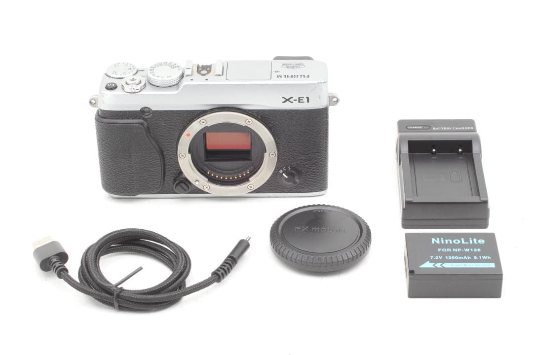 FUJIFILM X-E1 シルバー ミラーレスデジタルカメラ ボディ 訳あり
