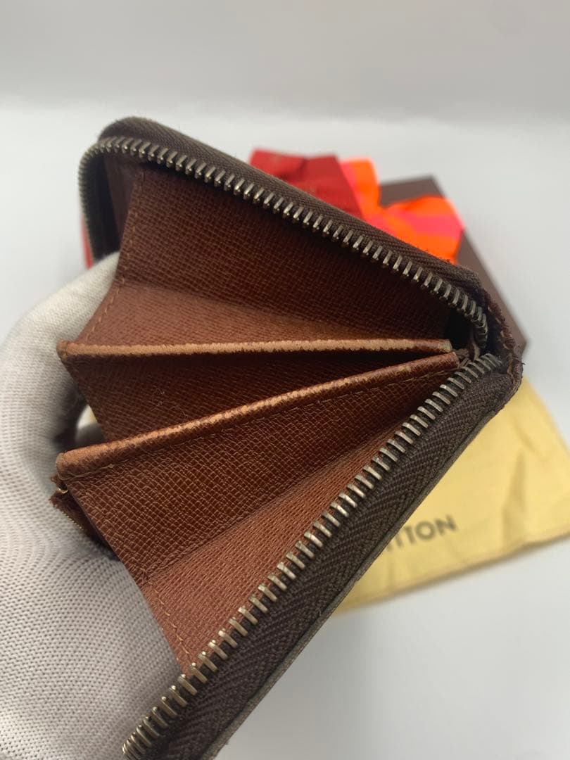ルイヴィトン モノグラム ジッピーウォレット 長財布 正規品 P55