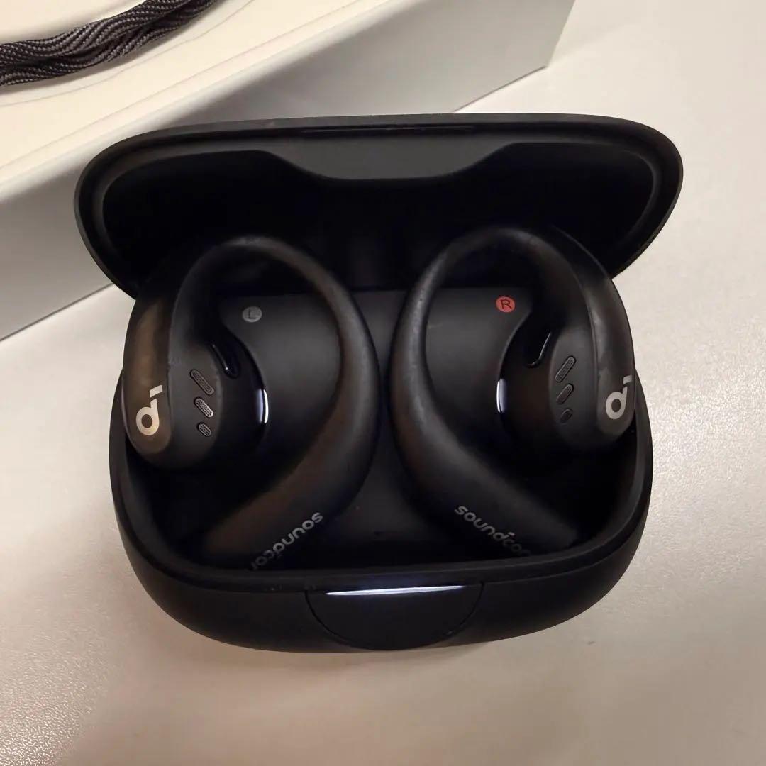 Soundcore AeroFit Pro ワイヤレスイヤホン