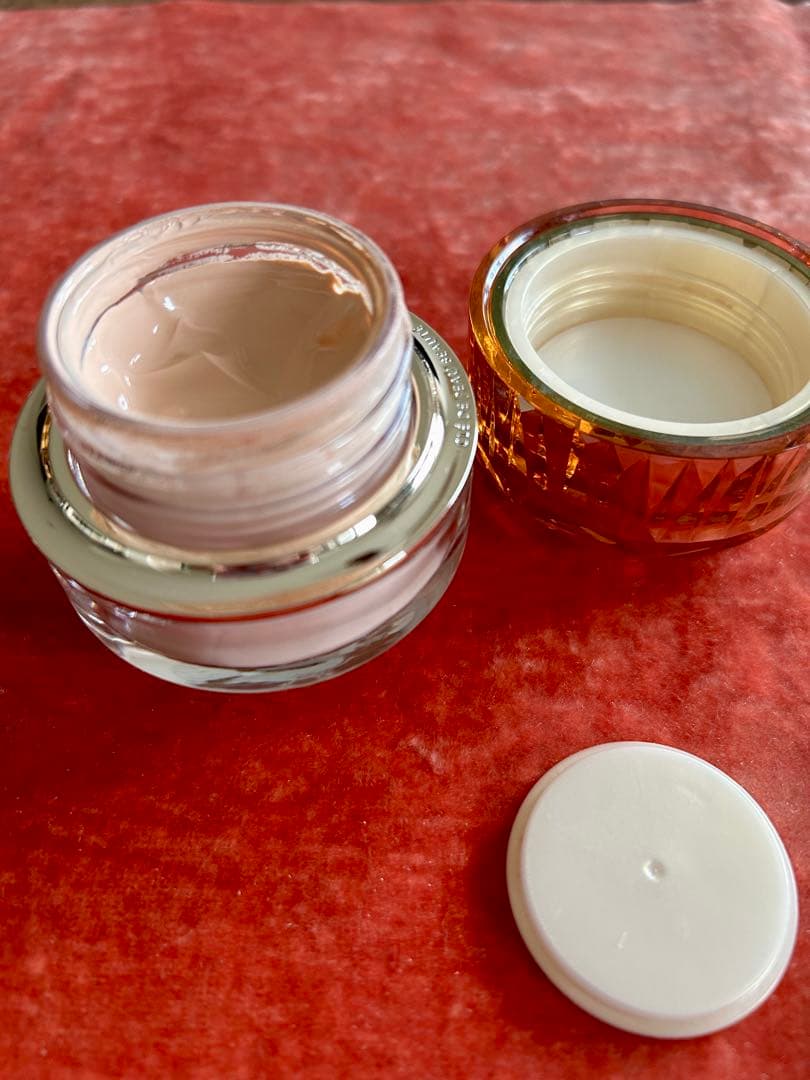 クレドポーボーテルフォンドゥタンn オークル10 残量8-9割程