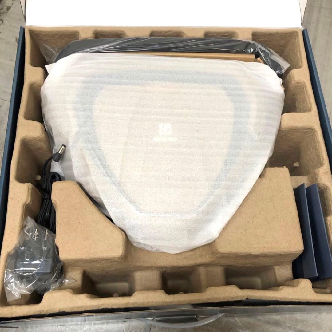 【美品】エレクトロラックス　ロボット掃除機　Purei9.2 P192-6DGM