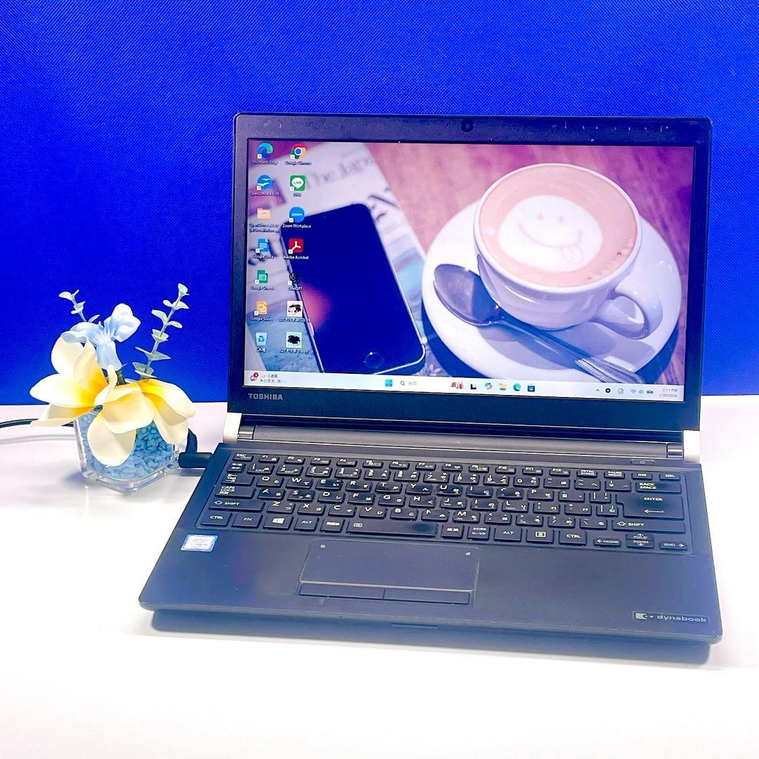 小型軽量で使いやすさ◎✨Win11✨快適SSD✨東芝カメラ付薄型ノートパソコン