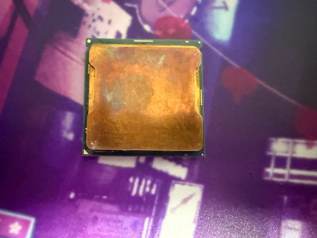 Intel Core i9 9900k 銅製IHS交換済み　熊メタル化済