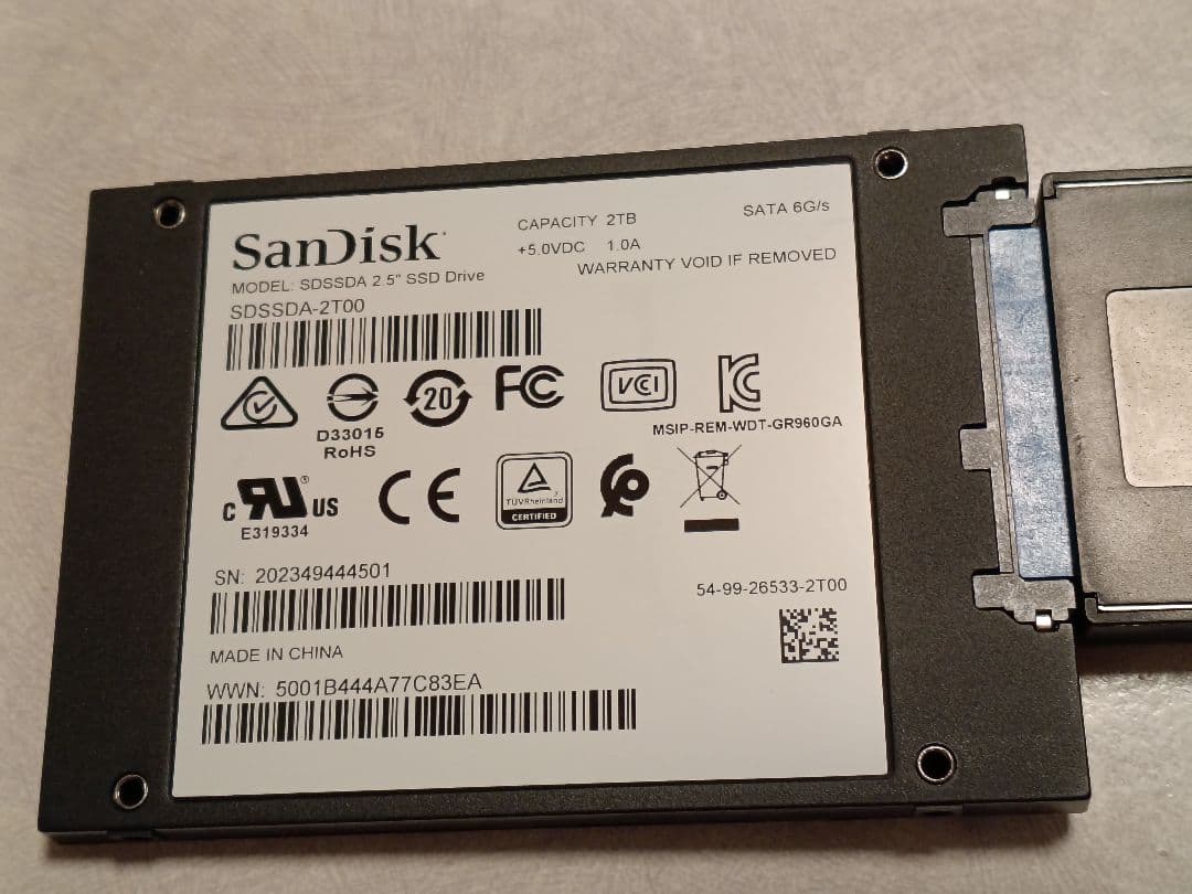 【値下げ】SanDisk SSD PLUS 2TB 正常92%　501