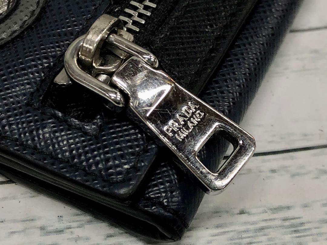 PRADA プラダ サフィアーノ ロボットケース 小銭入れ　6351
