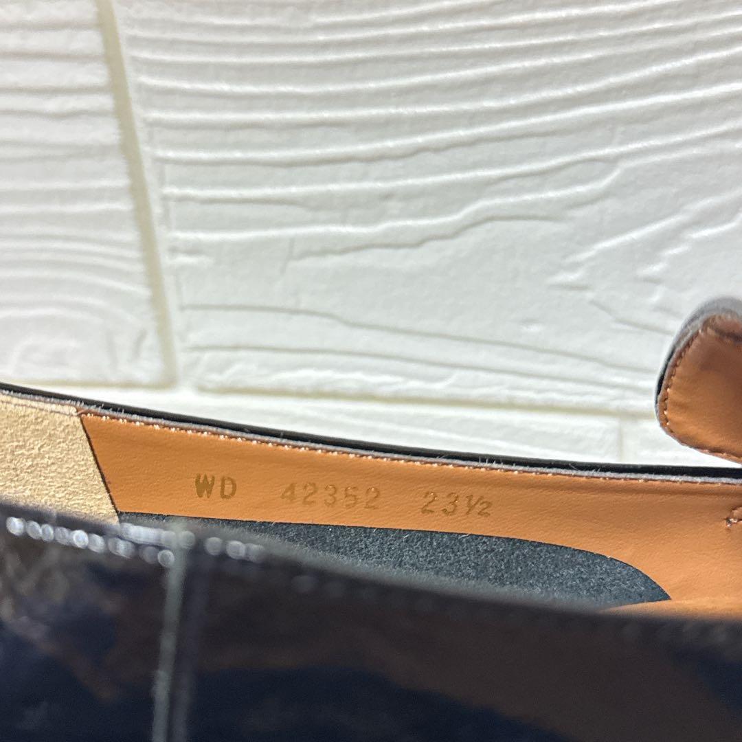 yu ダイアナ エナメル タッセル ローファー 23.5 黒 本革 レザー