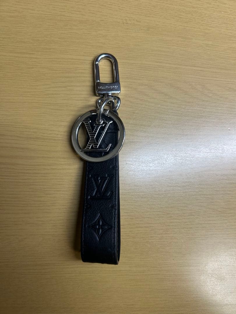 Louis Vuitton キーホルダー・ドラゴンヌ ノワール