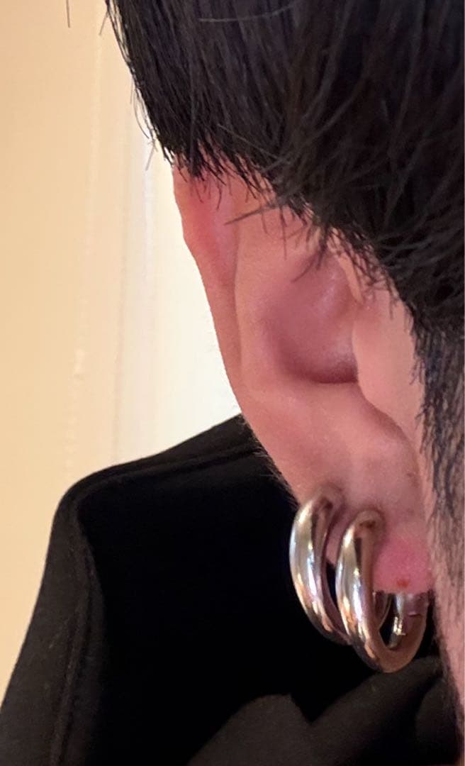 BALENCIAGA シルバーフープピアス