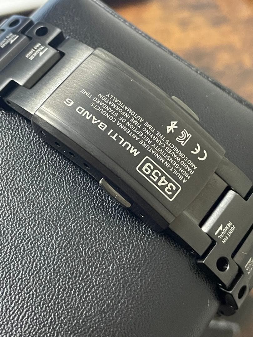 CASIO G-SHOCK GMW-B5000TVA-1JR 風カスタム