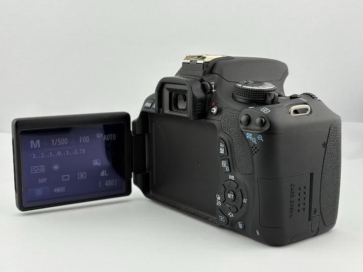 ★極上品★キヤノン EOS KiSS X5 ボディ【ショット数2,733回】