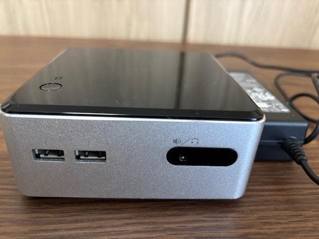 ミニPC Intel NUC Core i5-4250U 8GB RAM 480GB