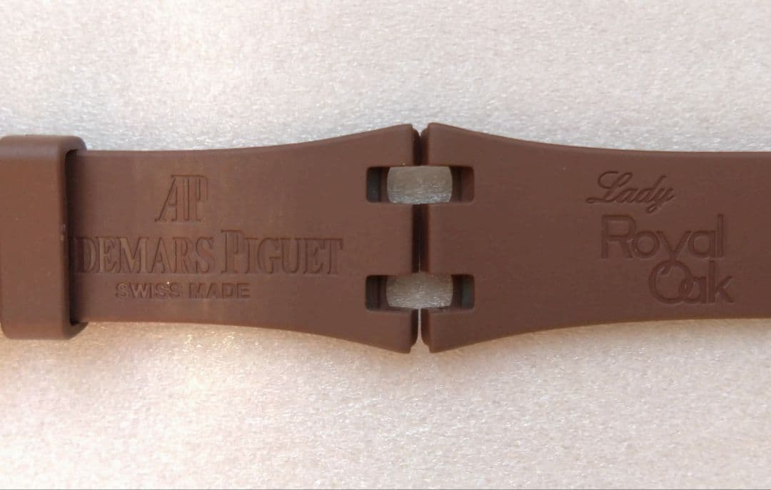 オーデマ・ピゲ ロイヤルオーク 純正ベルト (ラバー／ブラウン)