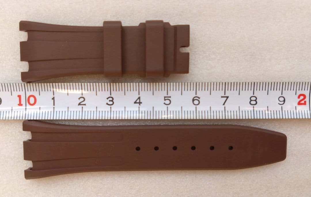 オーデマ・ピゲ ロイヤルオーク 純正ベルト (ラバー／ブラウン)