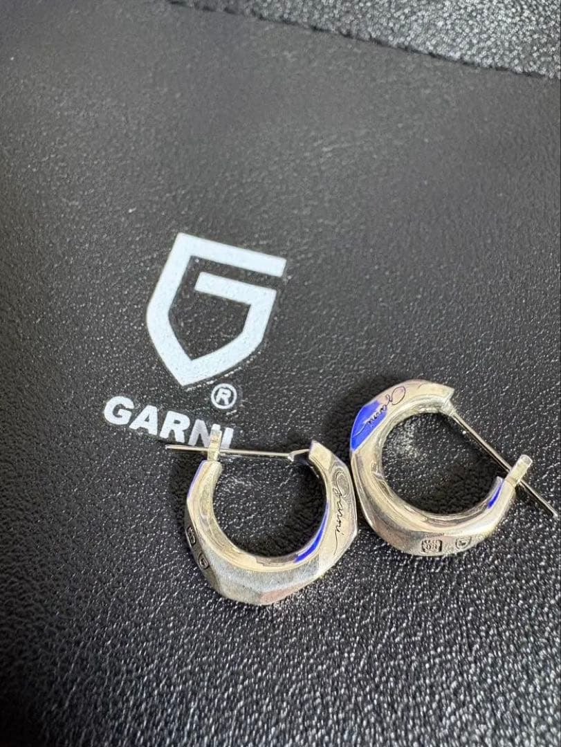 GARNI シルバー フープピアス　アクセサリーケース付き