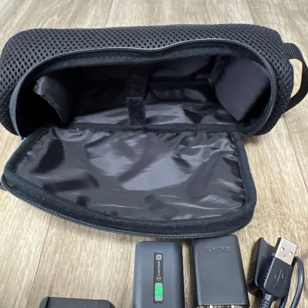 SONY HDR-CX675　収納バック 三脚付き