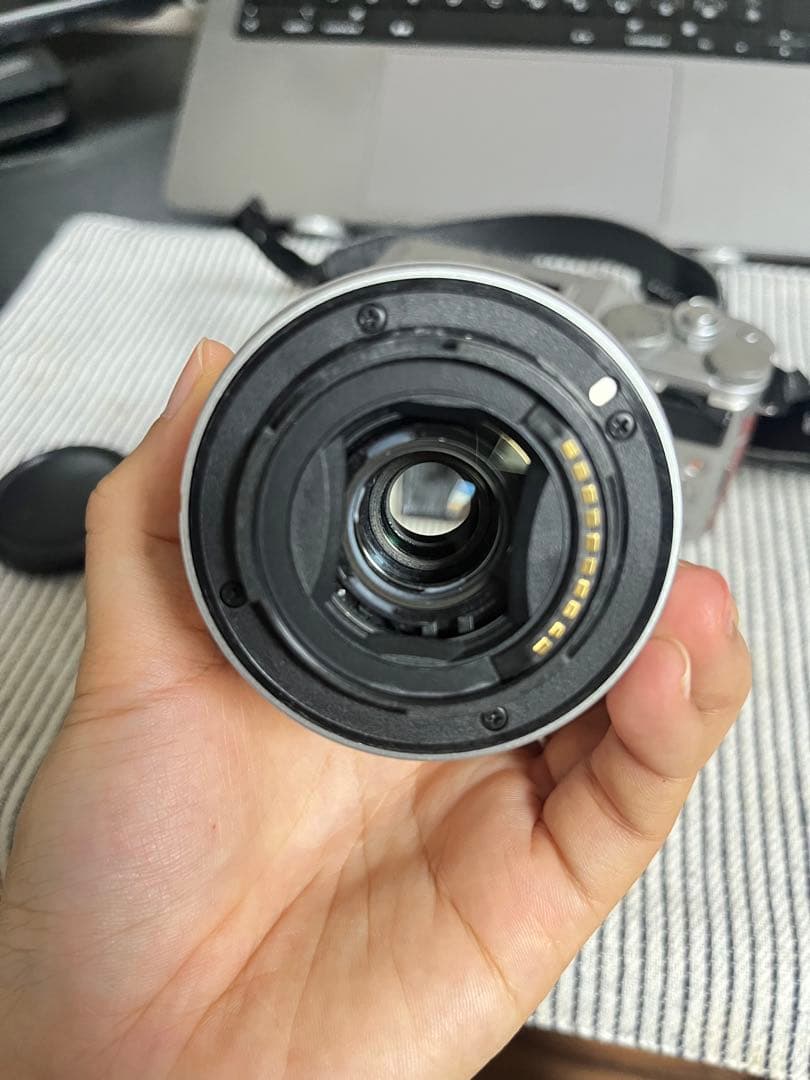 Fujifilm XA3ミラーレス一眼カメラ 付属品付き