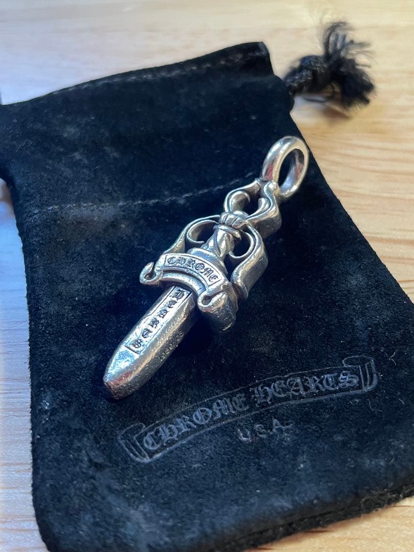 CHROME HEARTS クロムハーツ ダブルダガー ペンダントトップ