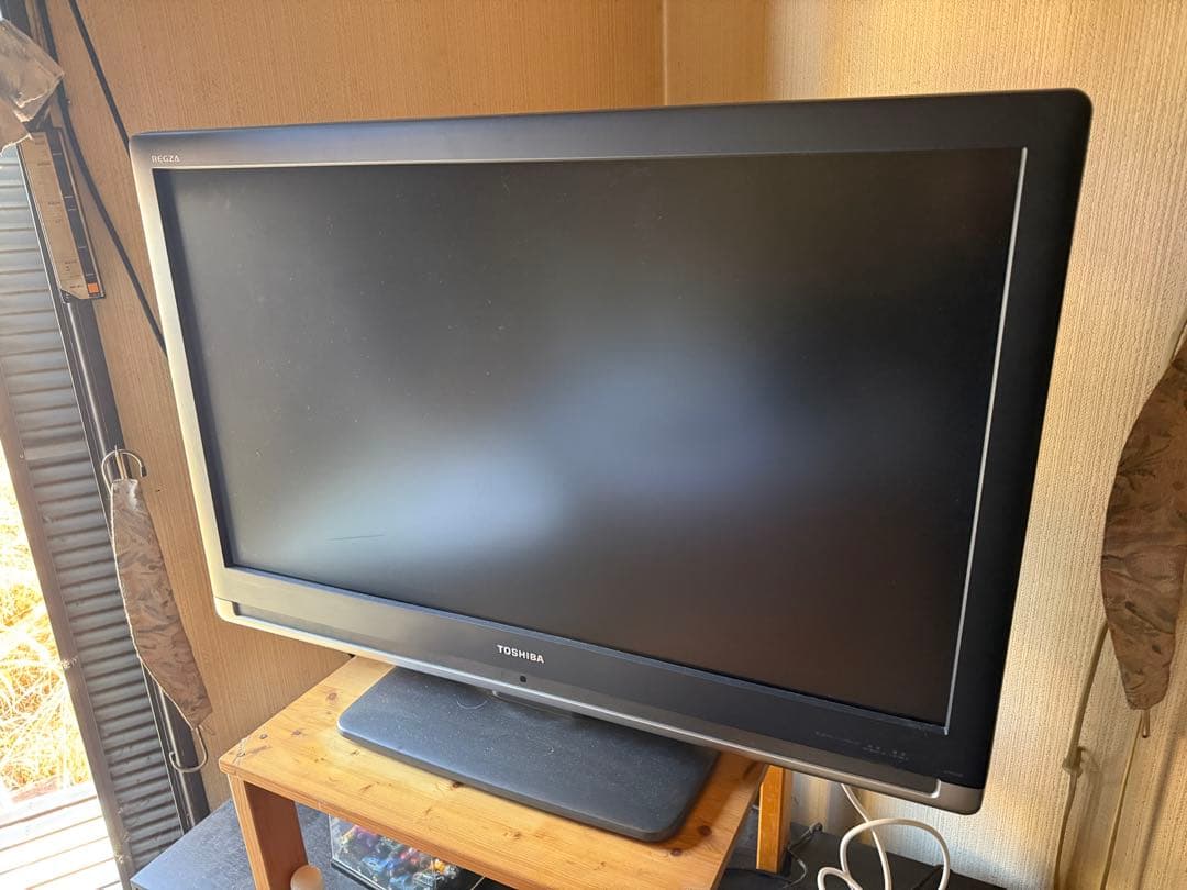 引き取り限定！Toshiba テレビ リモコン付き