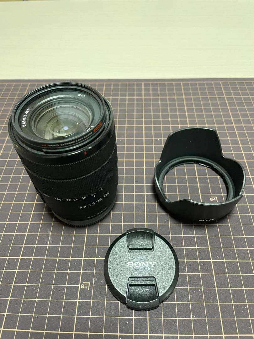 美品 SEL18135 E 18-135mm F3.5-5.6 OSS