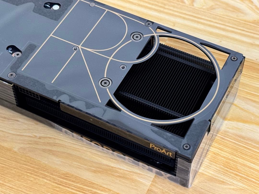 ASUS ProArt RTX 4070 SUPER 12GB ほぼ未使用