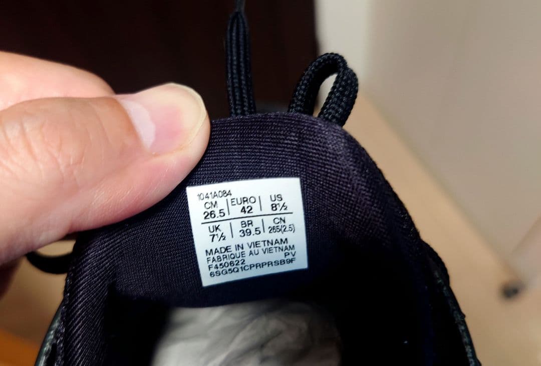 asics テニスシューズ 黒/白/緑　COURT FF 2 OC