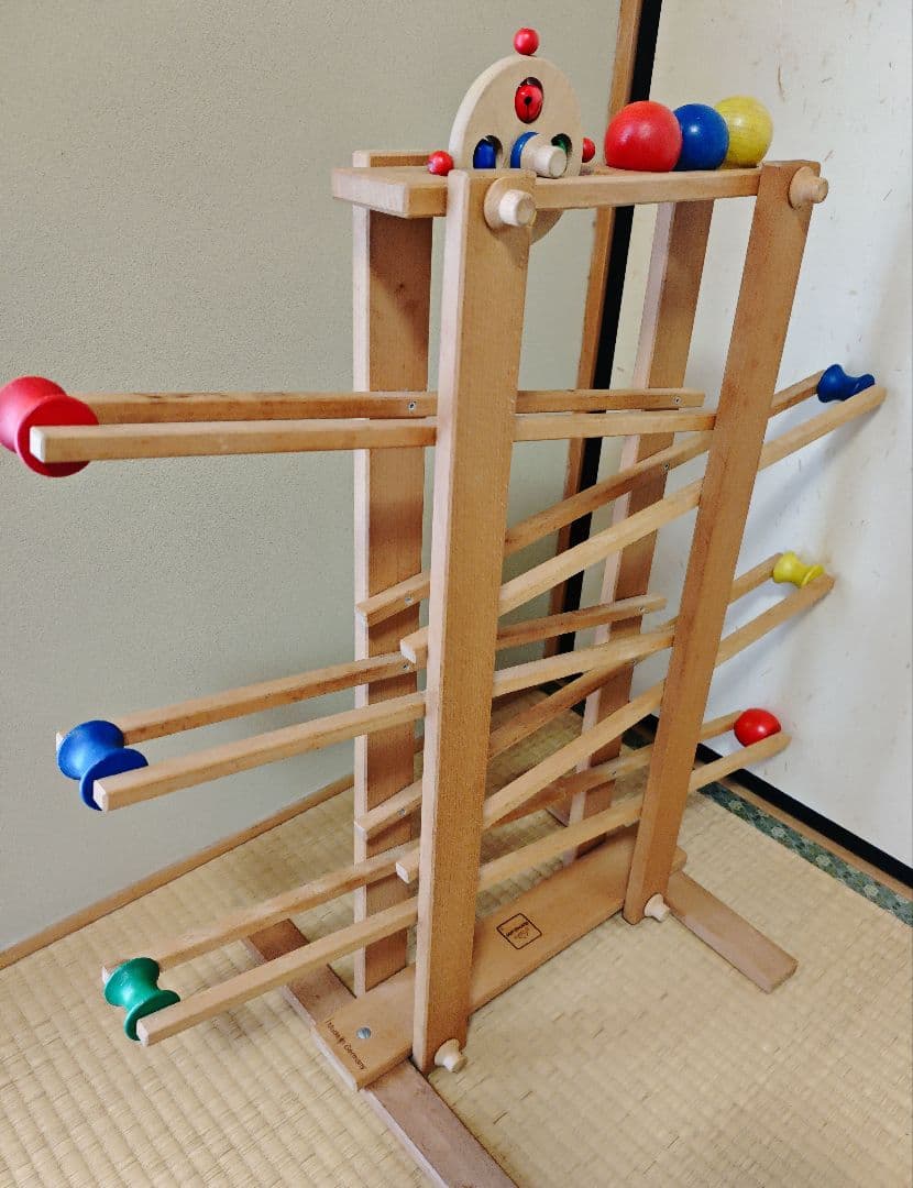 【送料込み】ボーネルンド　コロコロタワー