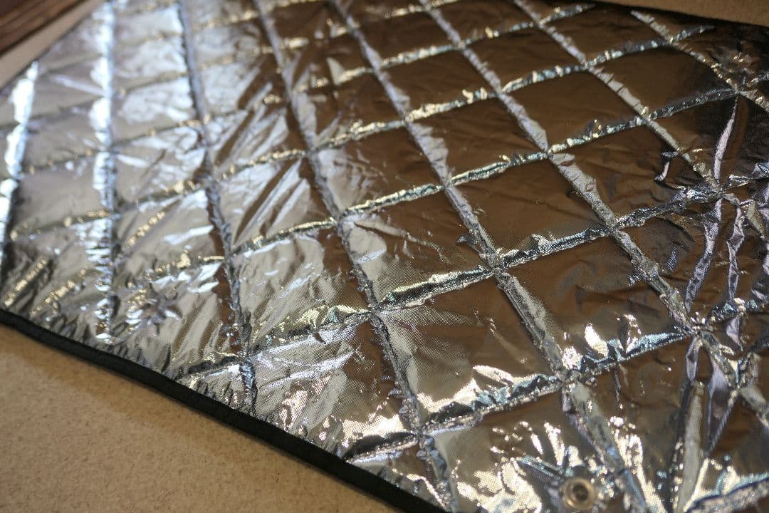 ハイラックスサーフ　185 180 専用設計 アイズ製 サンシェード 18系