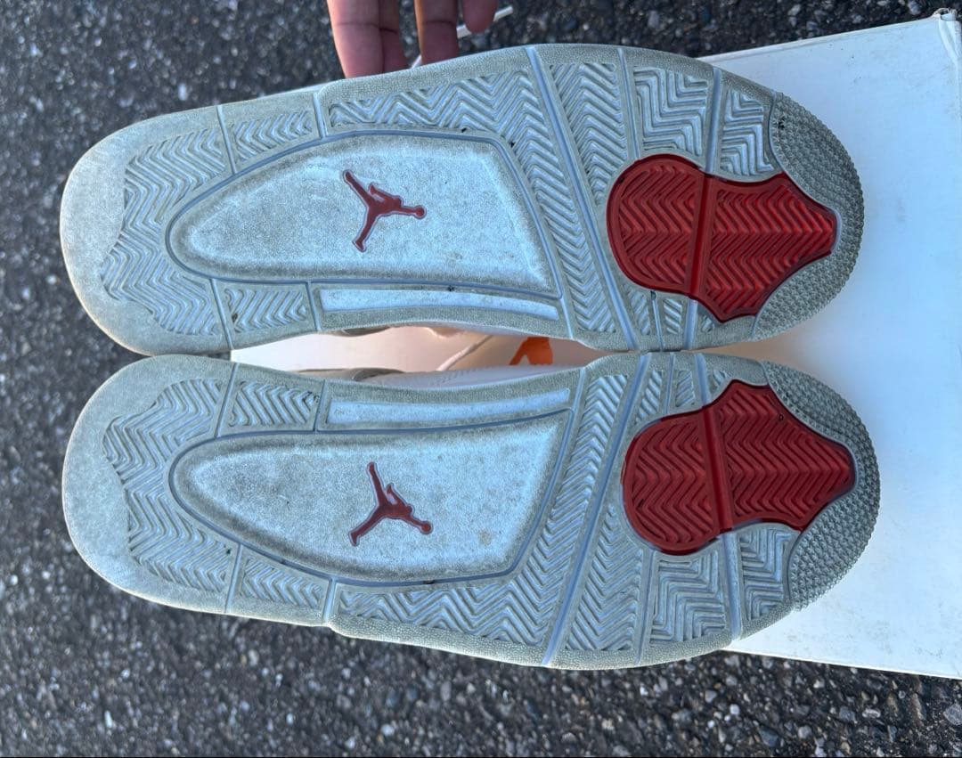 ジョーダン4 レトロ　オレンジ　26.5センチ