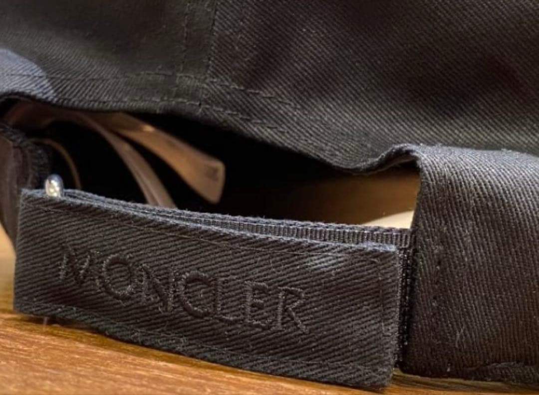 【正規品　認証確認済】MONCLER ベースボールキャップ