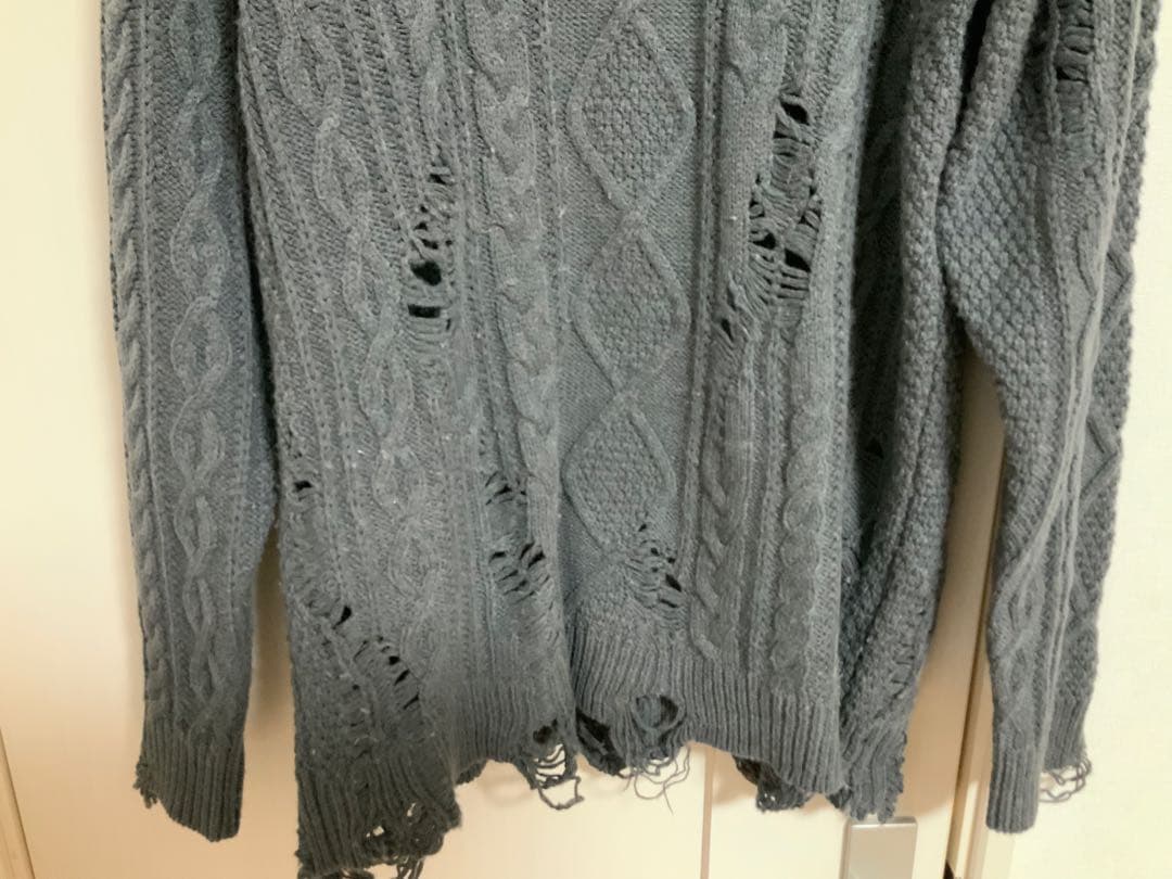 値下げ希望可 ミハラヤスヒロ　ダメージ　ケーブルニット　グレー