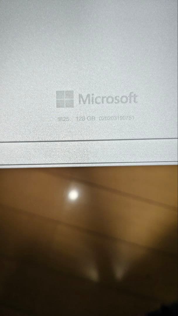 t*8様 Surface Go LTE 8GB 128GBモデル