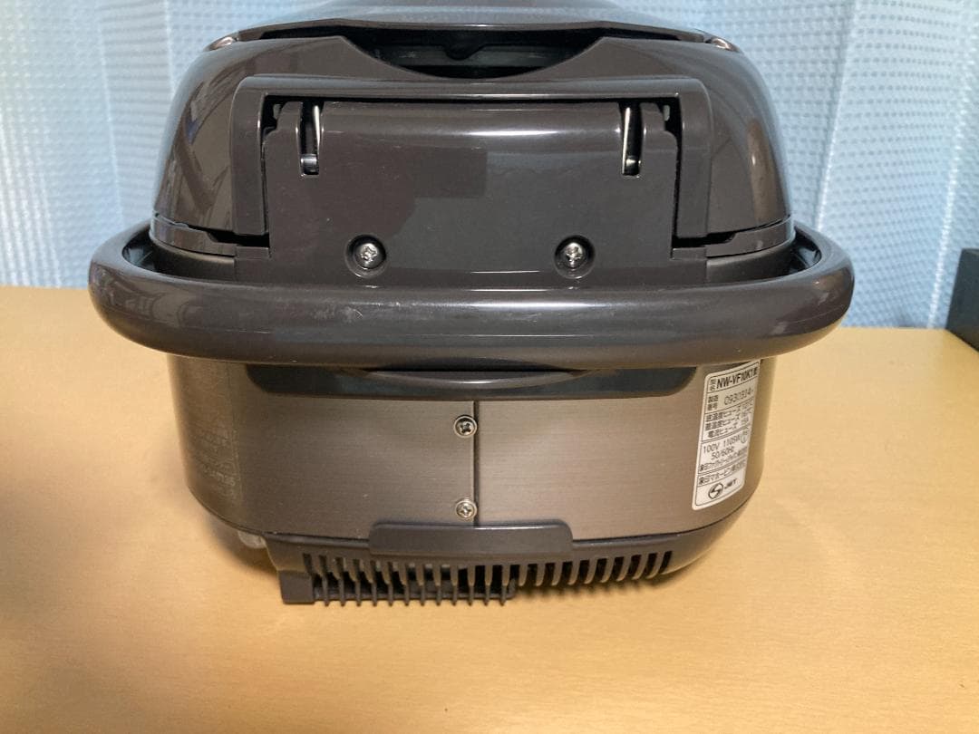 oruchan ★美品★2023年製★ 象印 NW-VF10K1 極め炊き