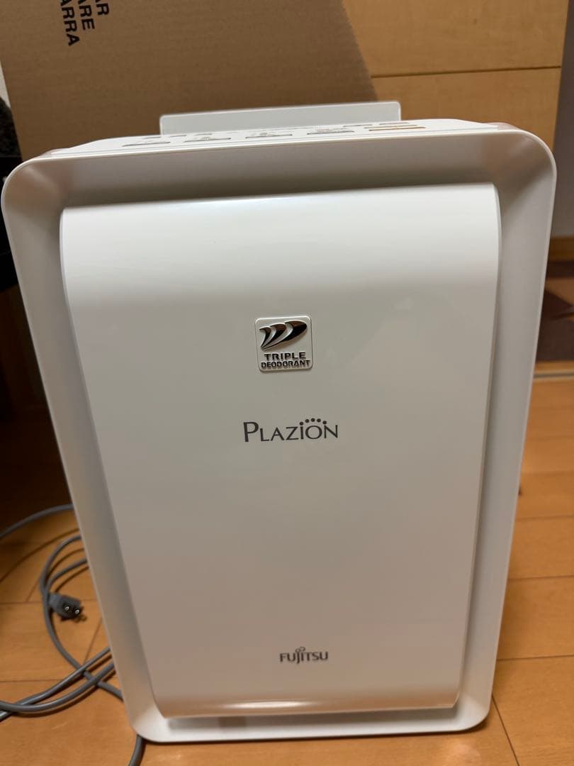 (美品)富士通ゼネラル加湿脱臭機2025年製 DAS-303R-W