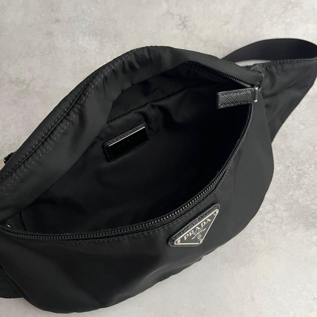 【極美品✨現行】PRADA ウエストバッグ　RFID認識済み　Re-Nylon