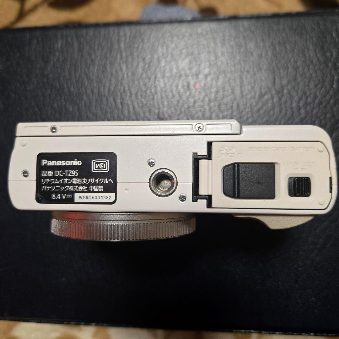 日曜限定！大幅値下げ！！パナ LUMIX DC-TZ95 Wi-Fi 本体のみ
