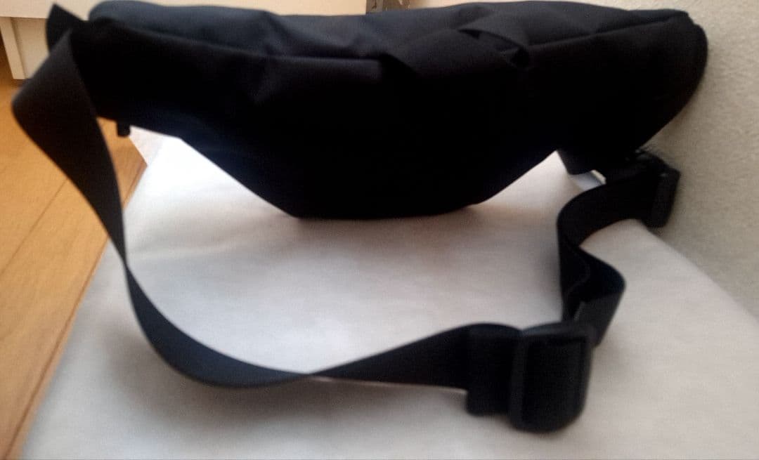 24AW COMME des GARÇONS HOMME ボディバッグ 人気の黒