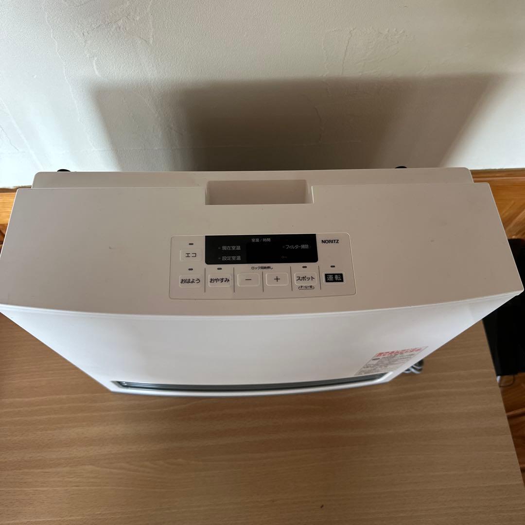 すみこ様ガスファンヒーター GFH-4006S-W5 LPガス用　①