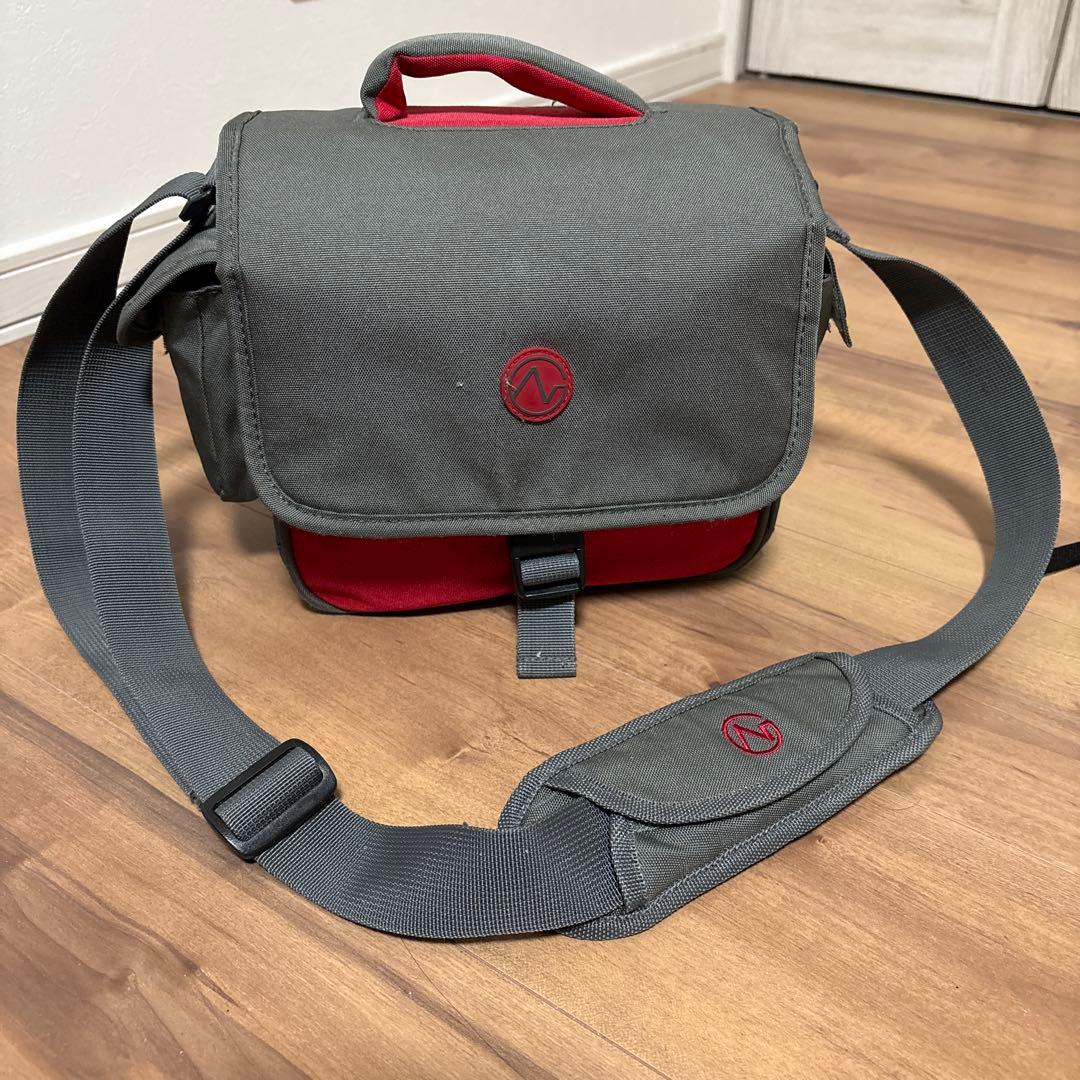 【美品・単焦点&ズームレンズ・付属品多数】Nikon D5500 デジタル一眼